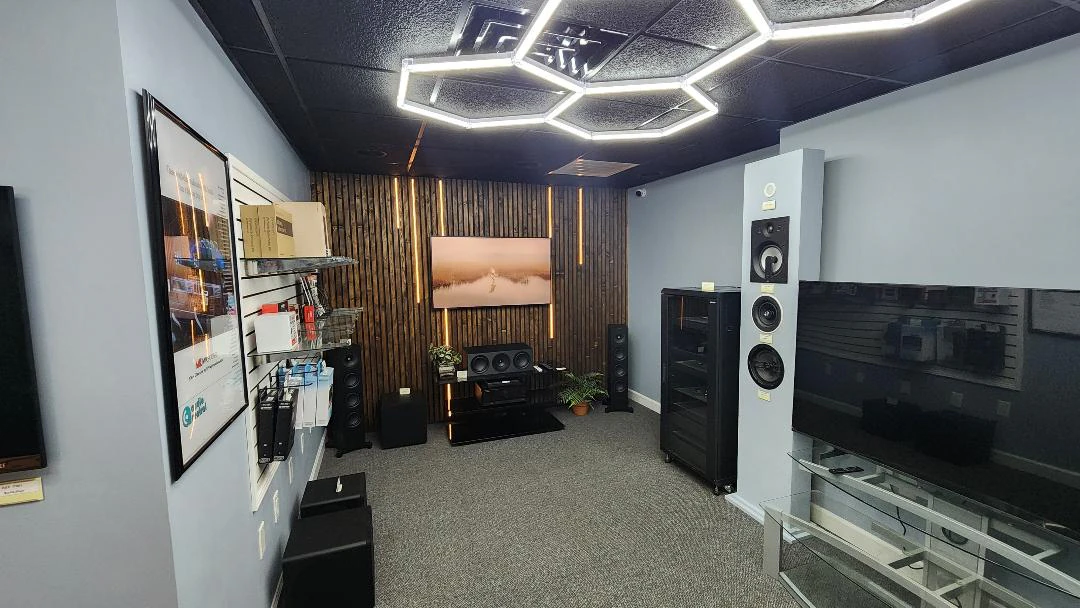 Audio Central car audio installation photo 3 in Flowood, MS