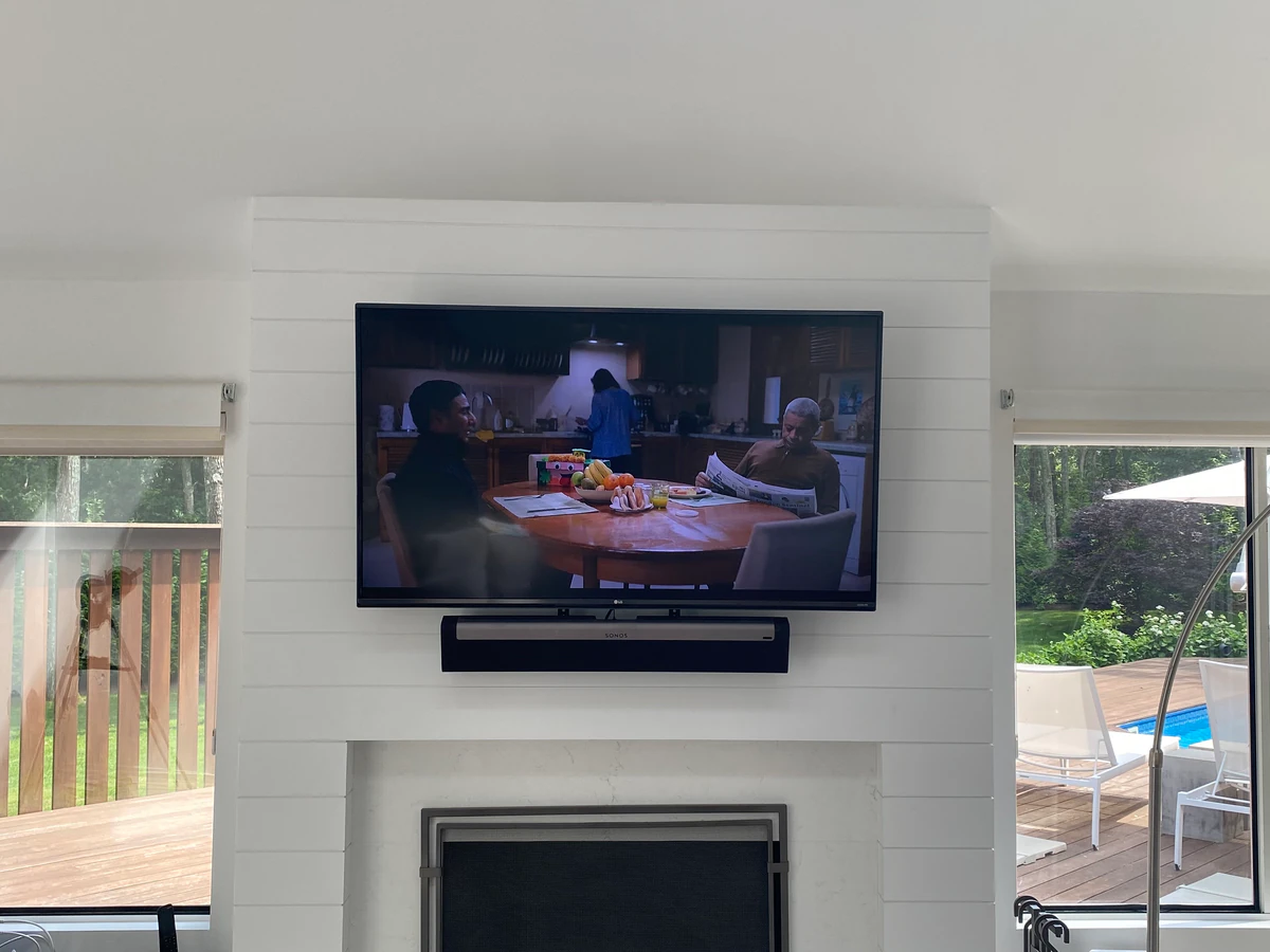 Avvora Smart Home Security security system installation photo 2 in Mattituck, NY