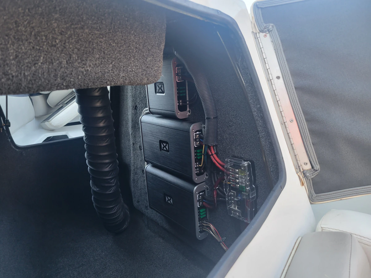 Bangin Audio in the 928 car audio installation photo 4 in Bullhead City, AZ