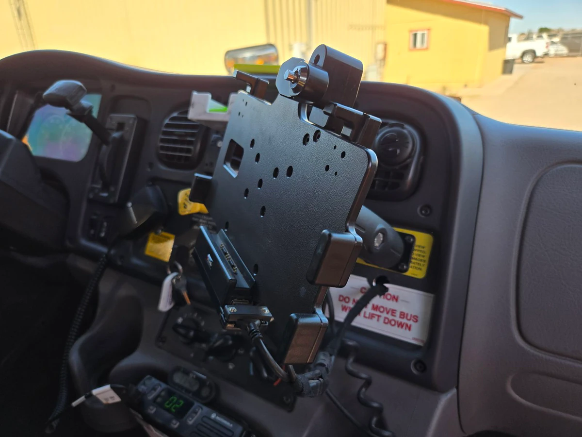 Charo's Audio Plus car audio installation photo 4 in Yuma, AZ