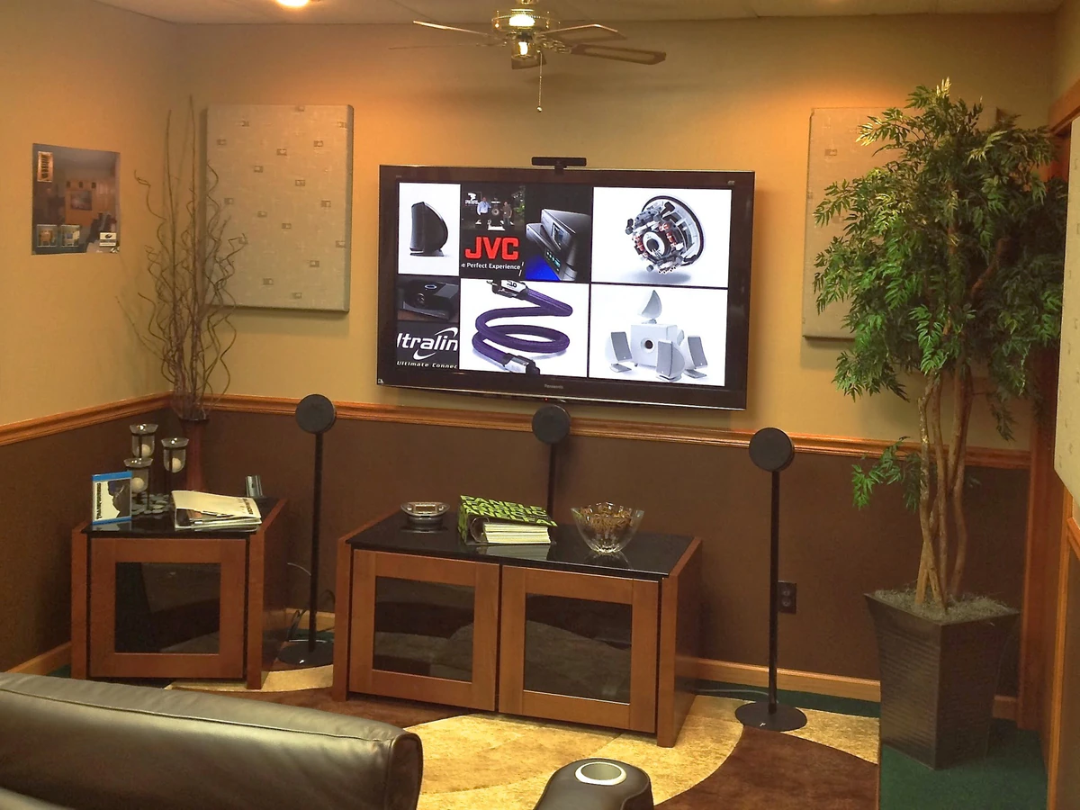Connectronix audio visual equipment photo 2 in Milwaukee, WI