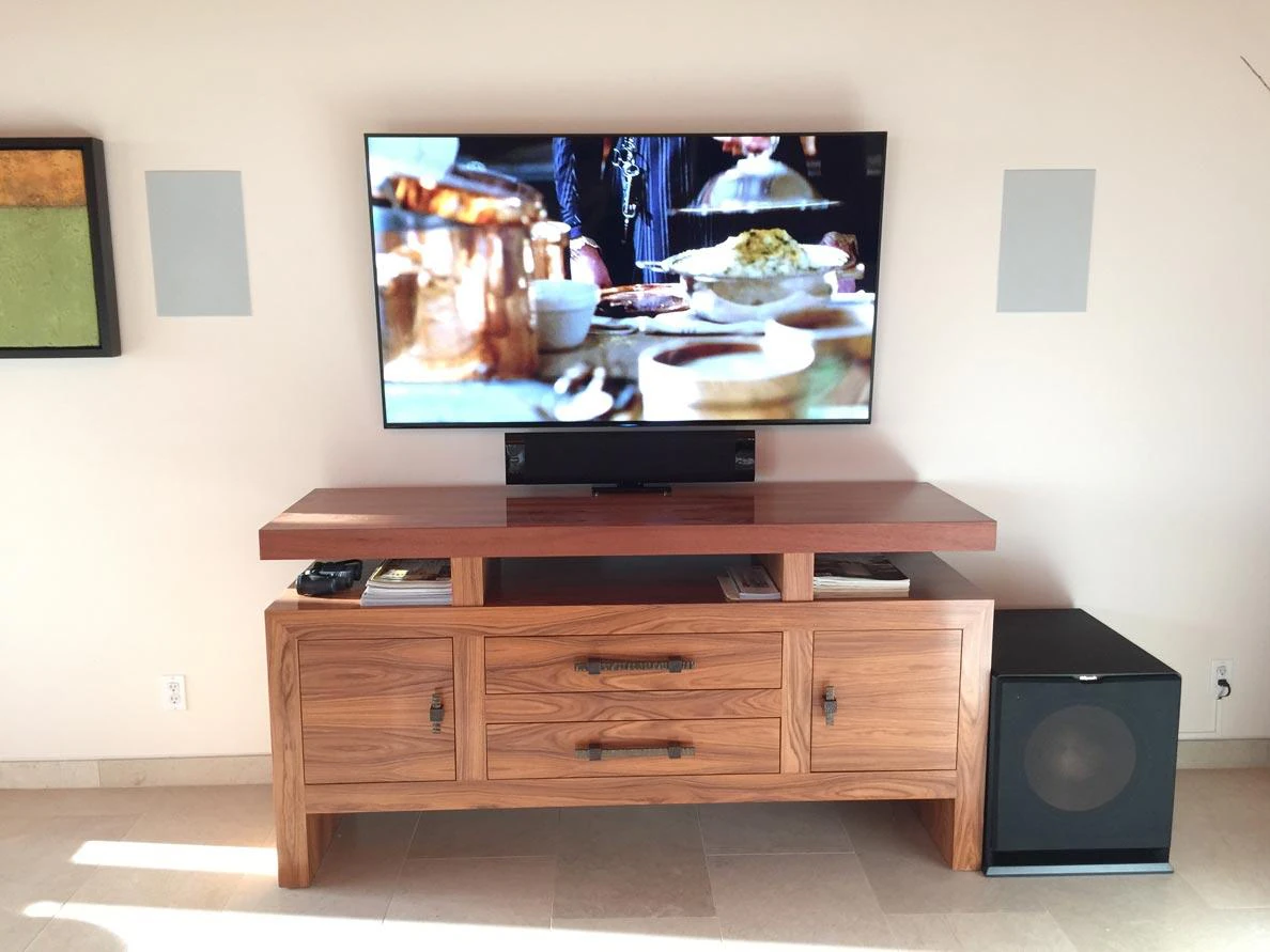 Control Freaks Hawaii Inc. home theater installation photo 4 in Kahului, HI