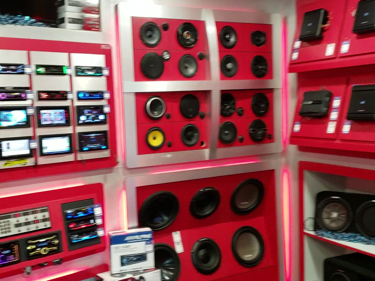 Creative Audio car audio installation photo 2 in Springfield, MO