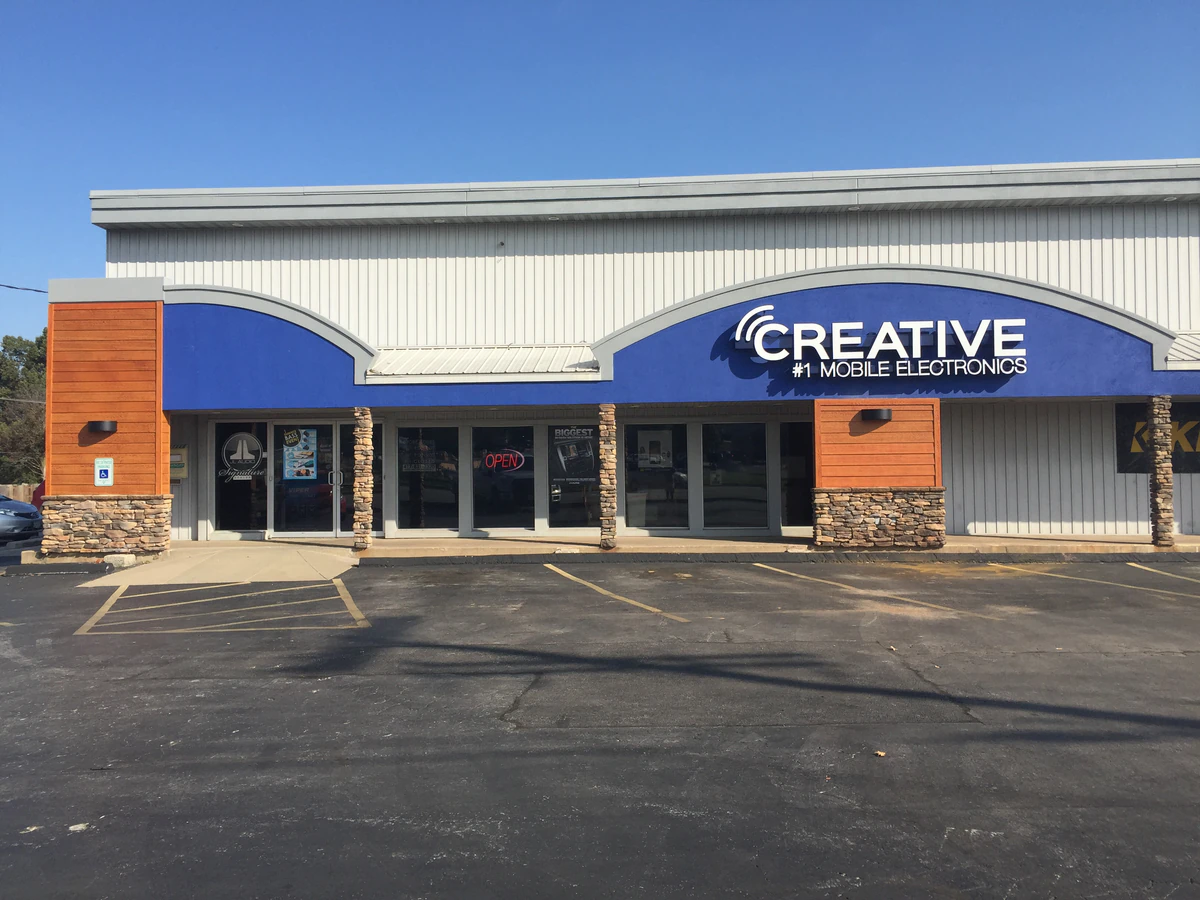 Creative Audio car audio installation photo 3 in Springfield, MO