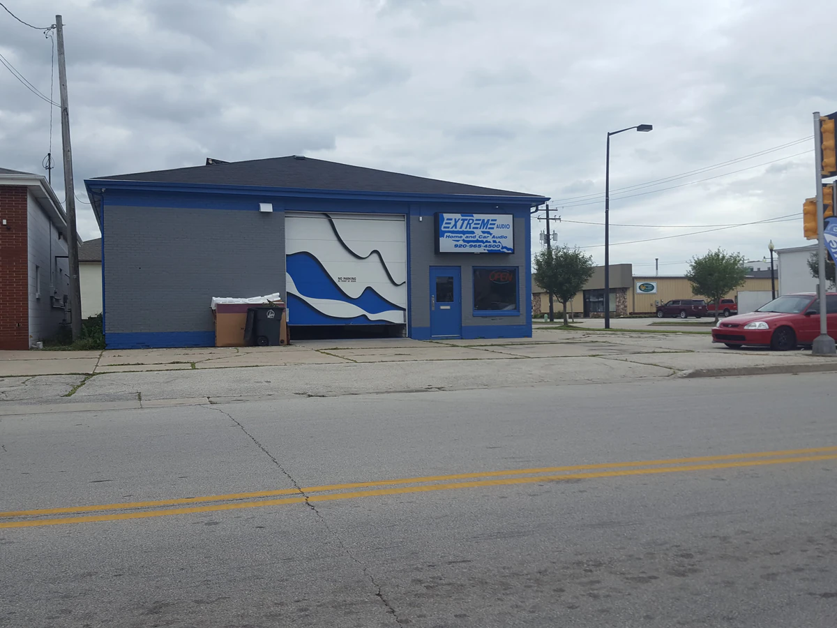 Extreme Audio car audio installation photo 2 in Ashwaubenon, WI
