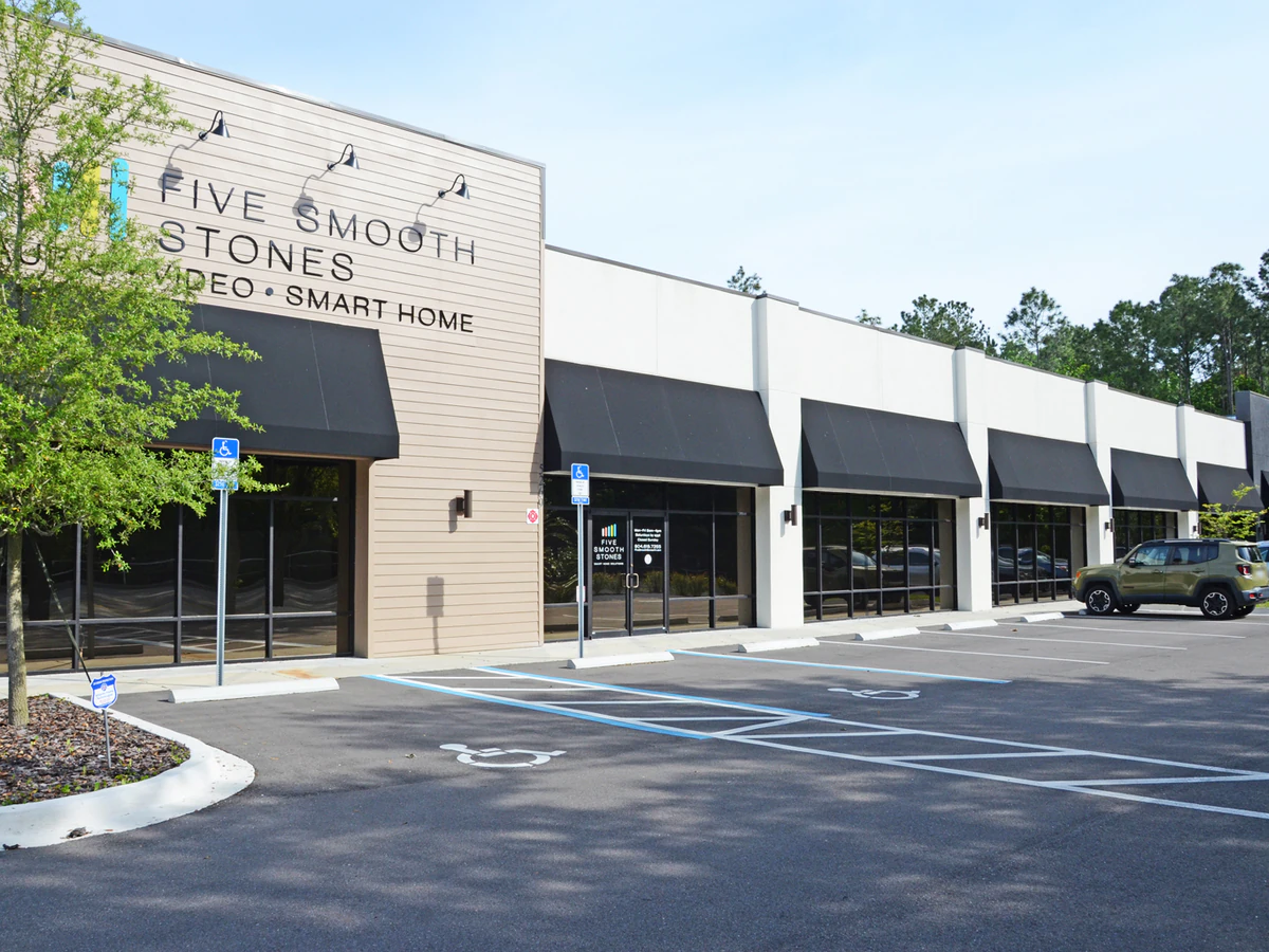 Five Smooth Stones Audio - Video - Smart Home — Home Theater Installation in Jacksonville, FL