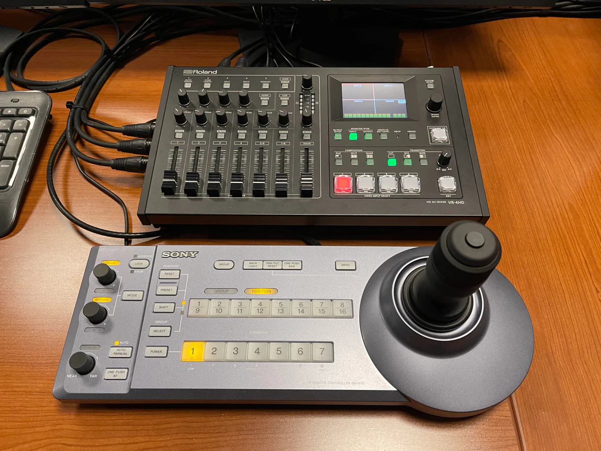 Francis Audio-Visual, LLC av equipment rental photo 3 in East Syracuse, NY