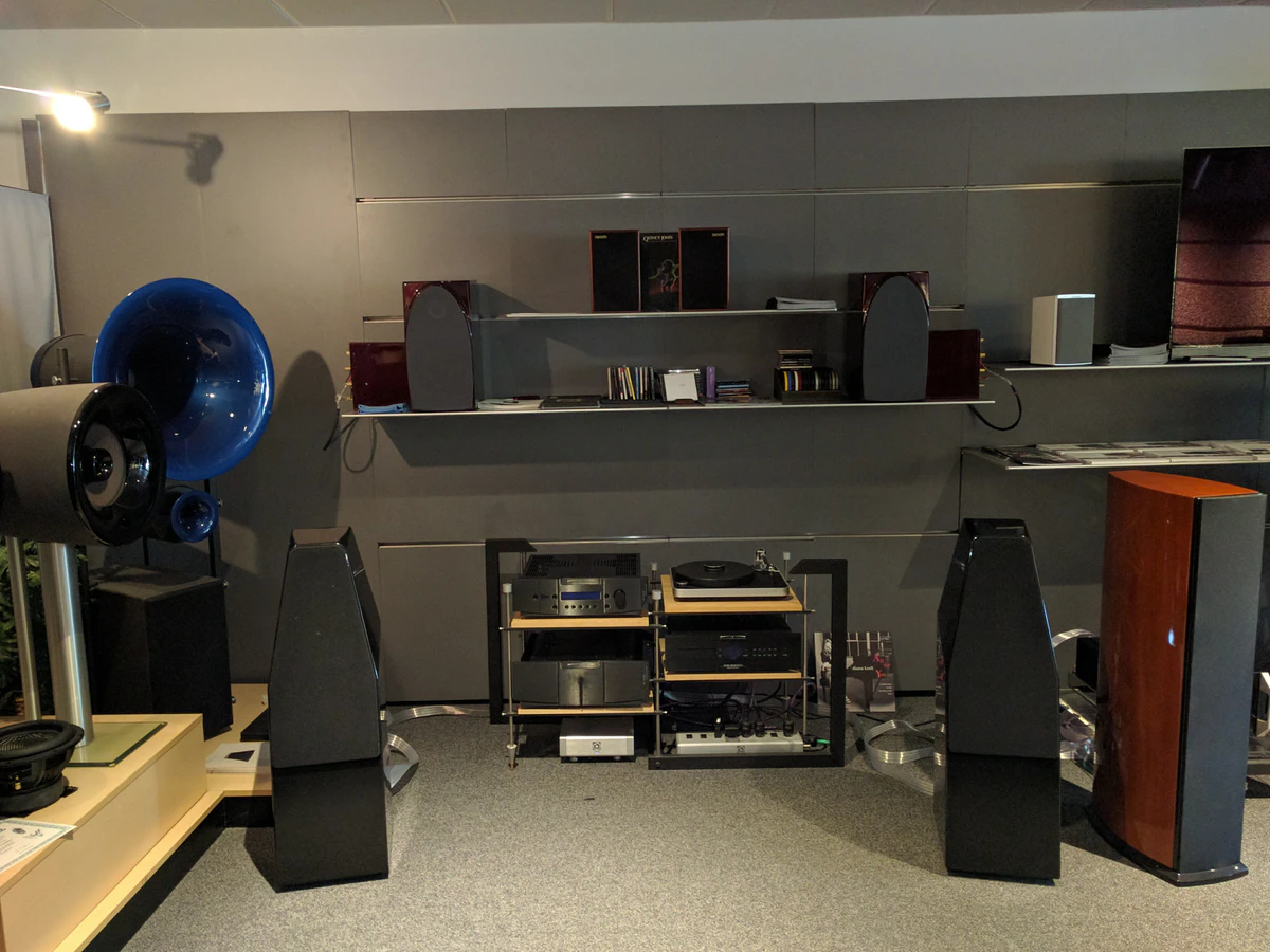 Glenn Poor's Audio Video home audio installation photo 3 in Champaign, IL