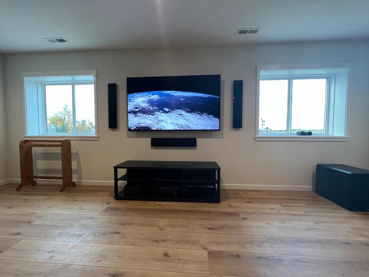 Hawkeye Audio/Video home theater installation photo 2 in Hiawatha, IA