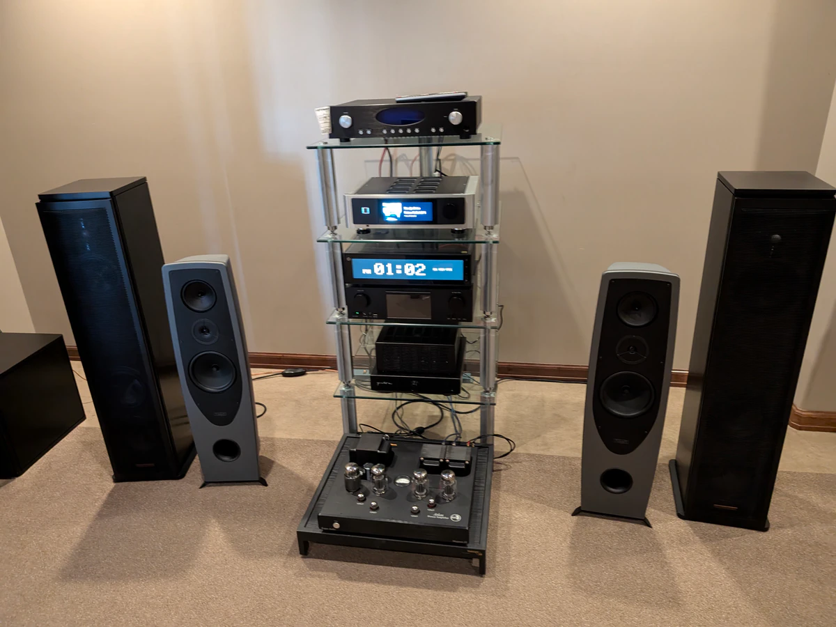 Hi-Fi Heaven home audio installation photo 3 in Green Bay, WI