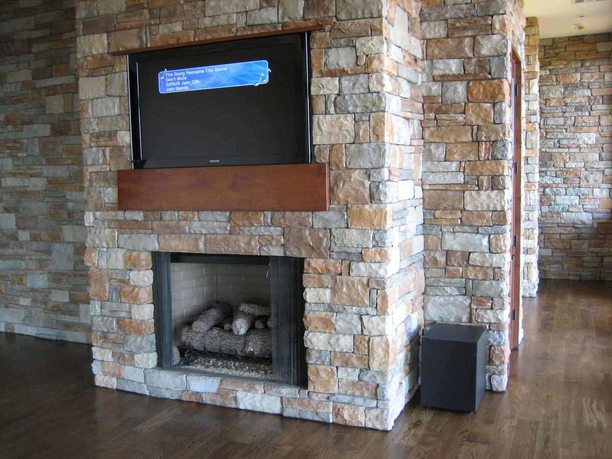 Home Theater Electronics Installation Services in Ventura home theater installation photo 2 in Malibu, CA