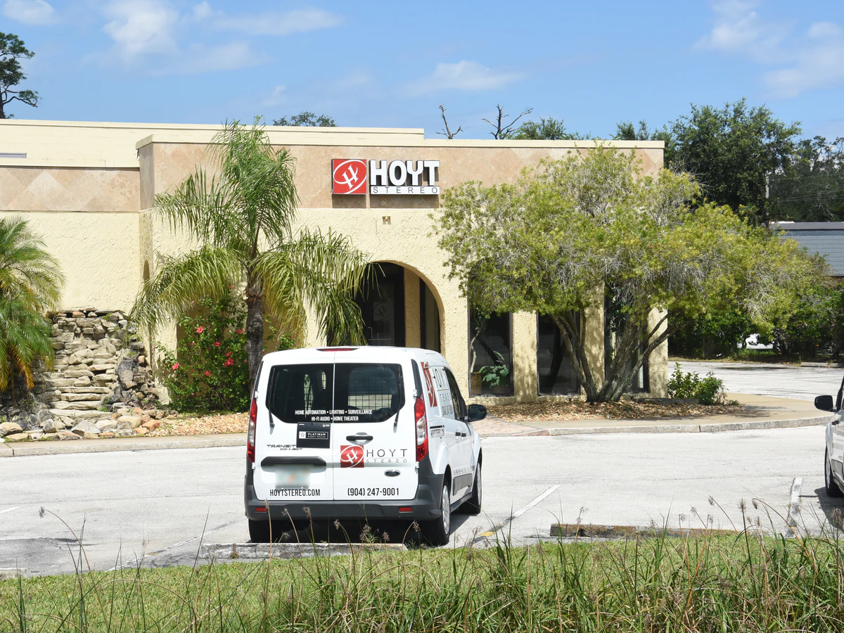 Hoyt Stereo audio visual equipment photo 2 in Jacksonville Beach, FL