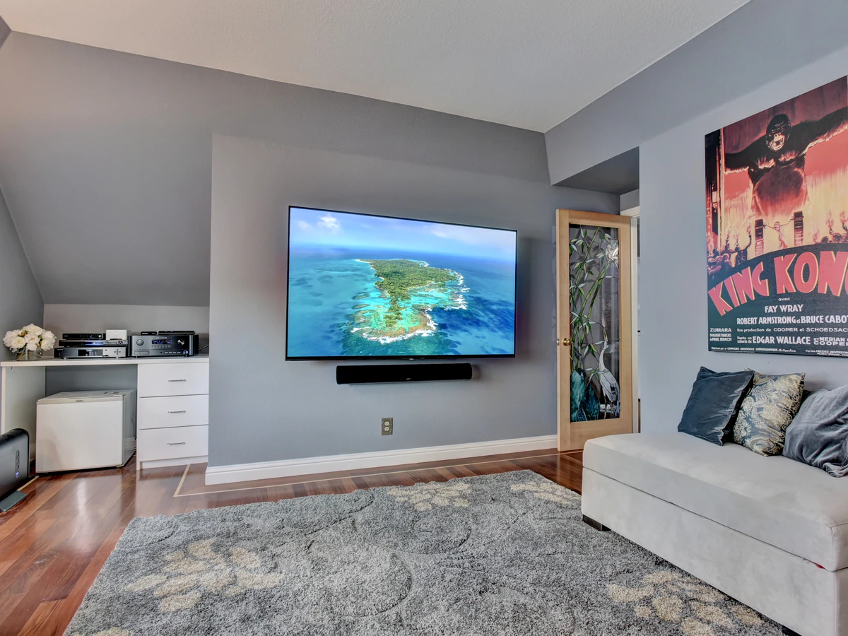 Immersive Experiences - Home Theater Design & Installation — Home Cinema Installation in Palo Alto, CA