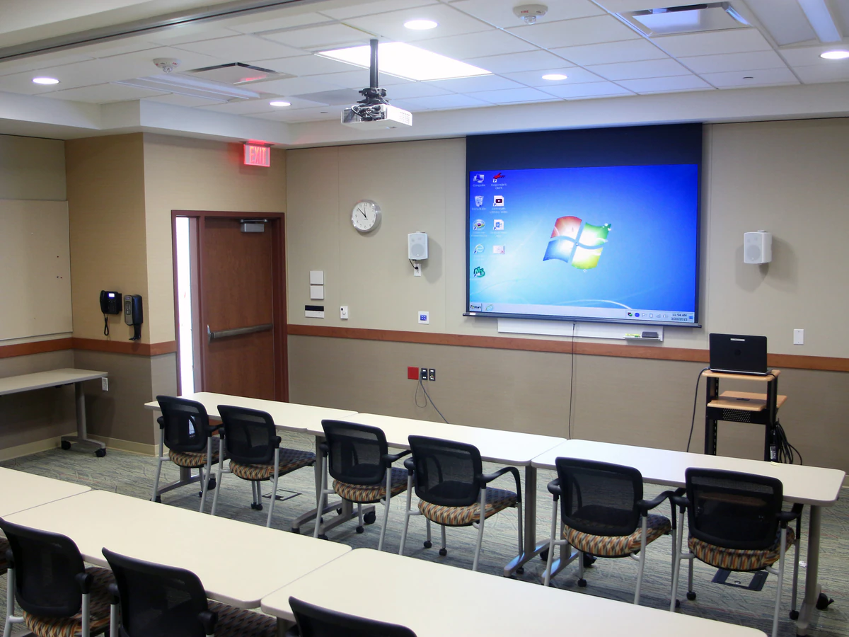 Iowa Audio Video audio visual consultant photo 4 in Clive, IA