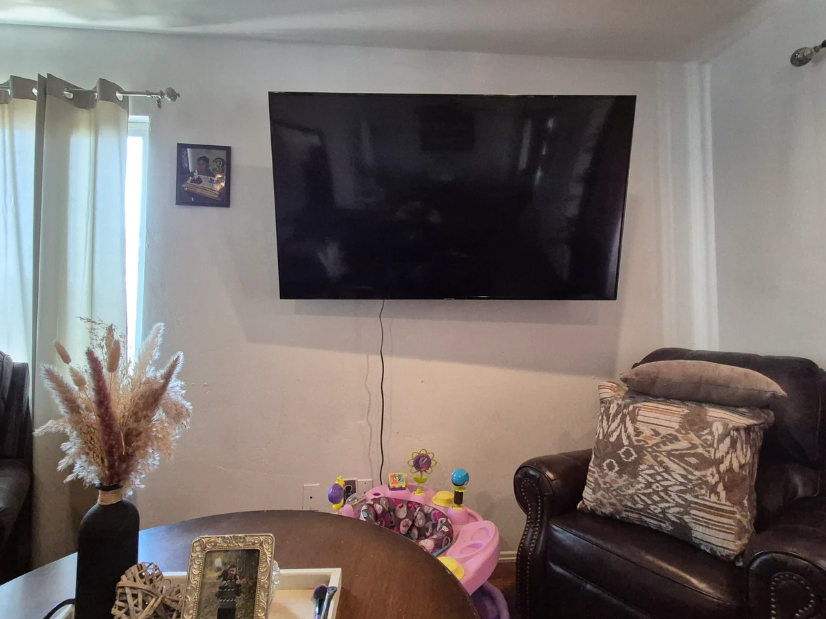 Jay's Tv Mounting Services home cinema installation photo 4 in Bakersfield, CA