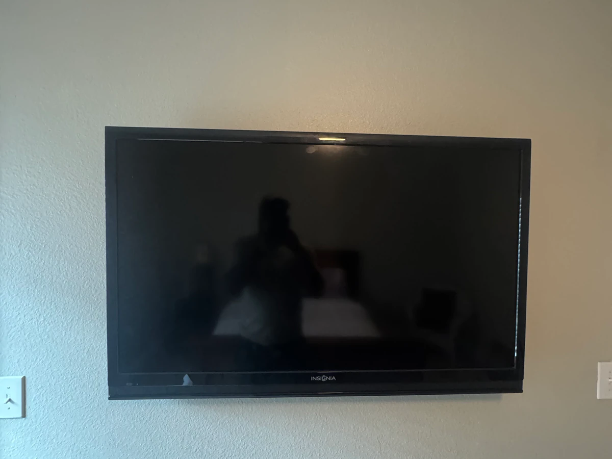 Knock Out Installs home theater installation photo 2 in Mobile, AL