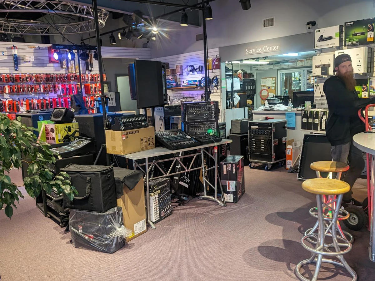 Midwest Sound & Lighting Inc audio visual equipment photo 2 in Omaha, NE
