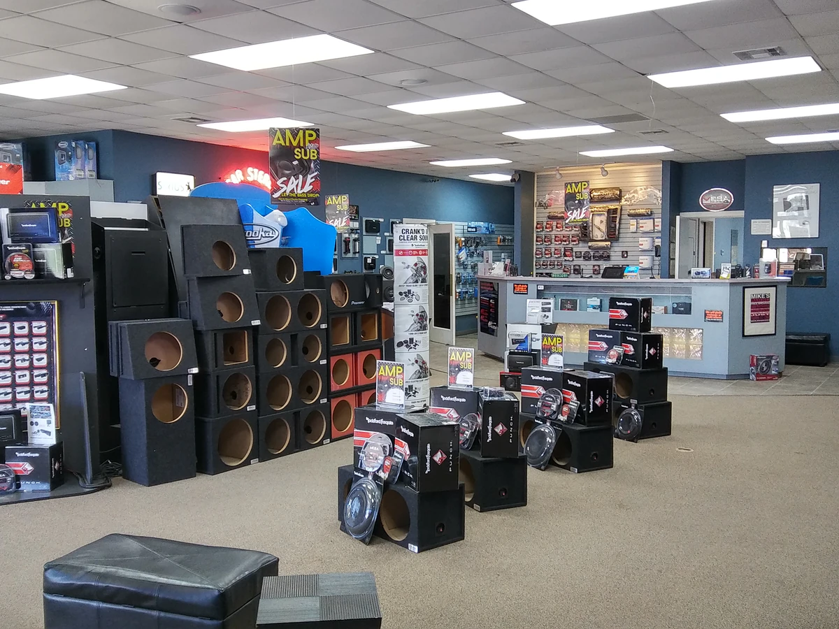 Mike's Audio car audio installation photo 3 in Baton Rouge, LA