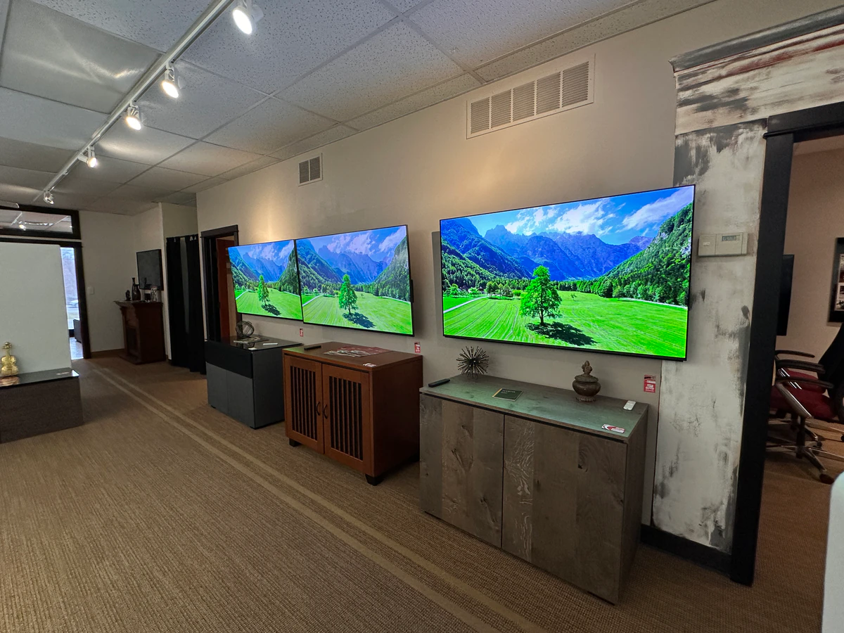 Reference Audio Video & Security home theater installation photo 3 in Davenport, IA