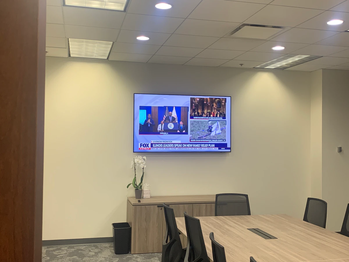 Rochester tv mounting service audio visual consultant photo 3 in Rochester, NY