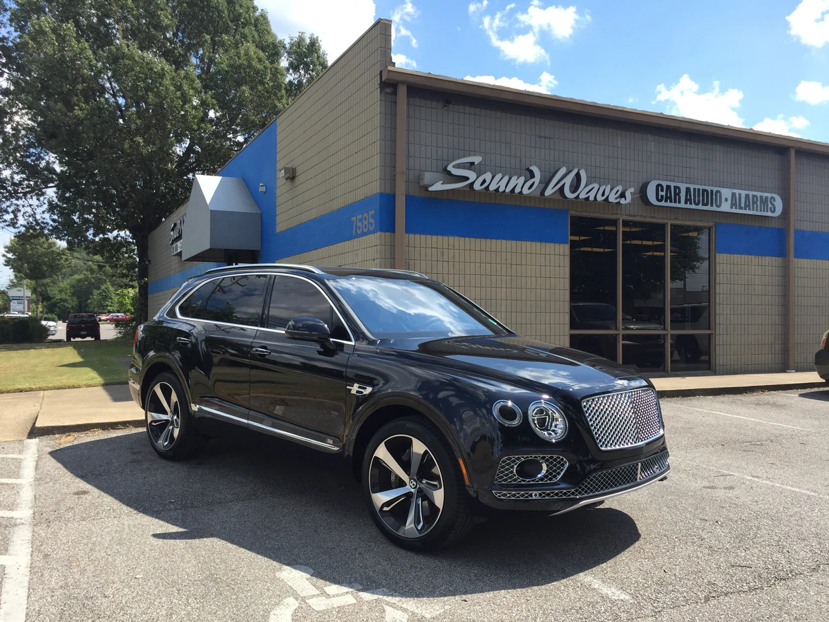 Sound Waves, Inc. car audio installation photo 2 in Memphis, TN