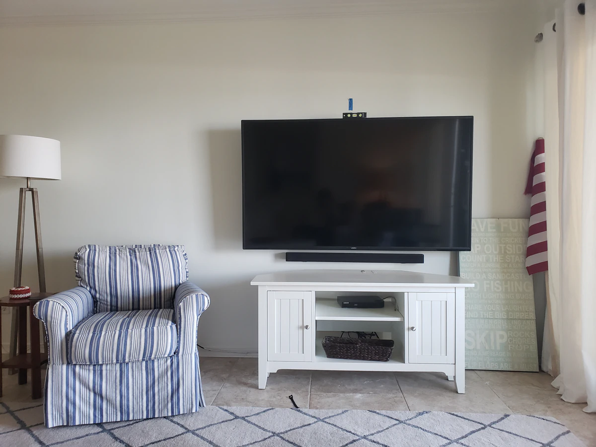 Tv Installation Pros / Pensacola Fl 332.3219 home cinema installation photo 4 in Mobile, AL