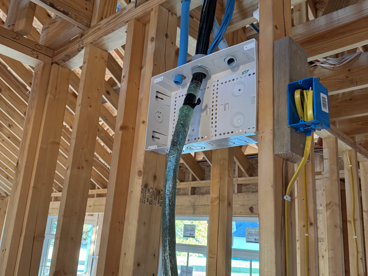Wave Installations, LLC. security system installation photo 4 in Lafayette, LA