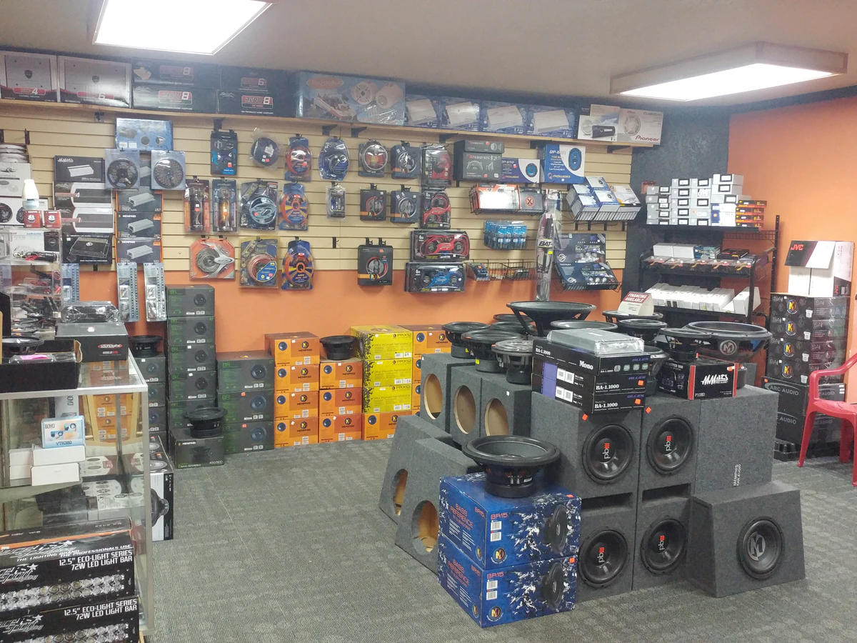 Wise Choice Audio car audio installation photo 2 in Vancleave, MS